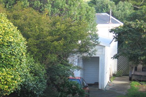 Photo of property in 10 Chesterton Street, Johnsonville, Wellington, 6037