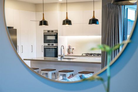 Photo of property in 3 Stow Place, Henderson, Auckland, 0612