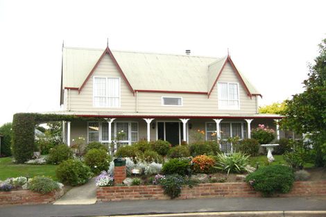 Photo of property in 8 Alfred Place, Fairfield, Dunedin, 9018