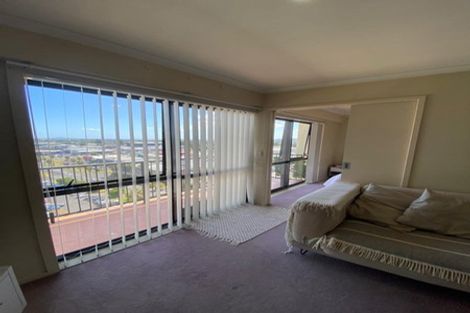 Photo of property in The Rennaissance, 11c/18 Ronwood Avenue, Manukau, Auckland, 2104
