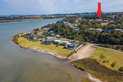 Photo of property in 64 Cheviot Street, Mangawhai Heads, Mangawhai, 0505