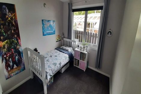 Photo of property in 12 Forest Road, Pinehaven, Upper Hutt, 5019