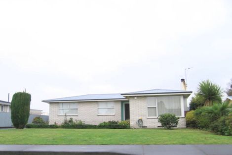 Photo of property in 221 Sunnybank Crescent, Camberley, Hastings, 4120