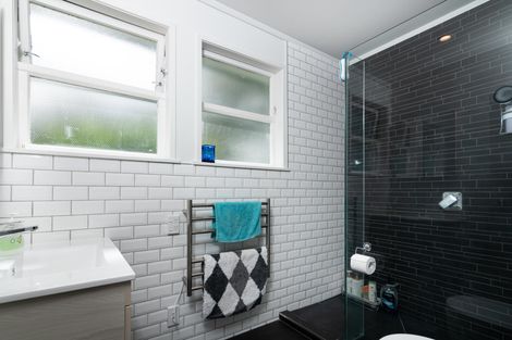 Photo of property in 86 Universal Drive, Henderson, Auckland, 0610