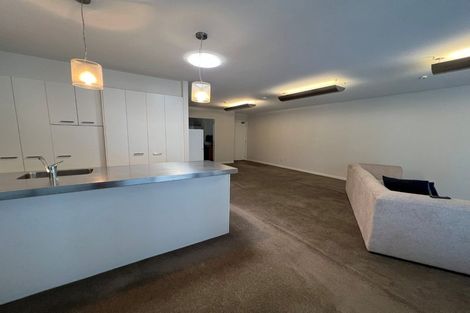 Photo of property in Regent Courts, 3/75 Gloucester Street, Christchurch Central, Christchurch, 8013