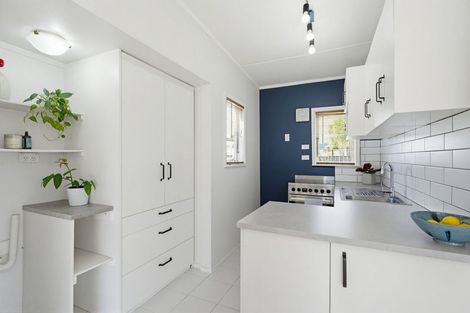 Photo of property in 1 Te Kupe Road, Paraparaumu Beach, Paraparaumu, 5032