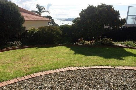 Photo of property in 1/37 Takutai Avenue, Half Moon Bay, Auckland, 2012