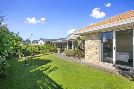 Photo of property in 111 Everitt Crescent, Whangamata, 3620