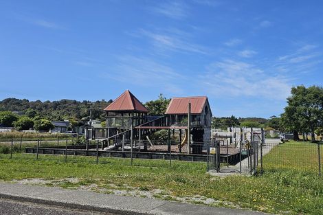 Photo of property in 72 Somerled Avenue, Dunollie, Runanga, 7803