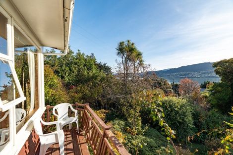 Photo of property in 9 Saint Ronans Road, Macandrew Bay, Dunedin, 9077