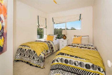 Photo of property in 22 Dene Court Lane, Greenhithe, Auckland, 0632