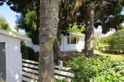 Photo of property in 900 Hauraki Road, Coromandel, 3506