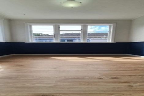 Photo of property in 106 Moorefield Road, Johnsonville, Wellington, 6037