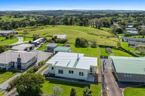 Photo of property in 60 Port Albert Road, Wellsford, 0900