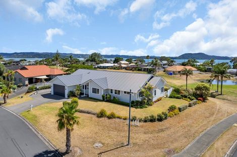 Photo of property in 2 Cayman Court, One Tree Point, 0118