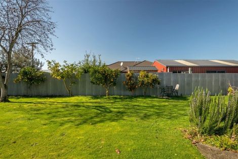 Photo of property in 11 Holdaway Street, Riversdale, Blenheim, 7201