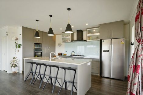 Photo of property in 331 Franklin Road, Paparoa, 0571