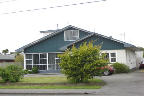 Photo of property in 4/586 Barbadoes Street, Edgeware, Christchurch, 8013