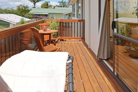 Photo of property in 1/56 Woodglen Road, Glen Eden, Auckland, 0602