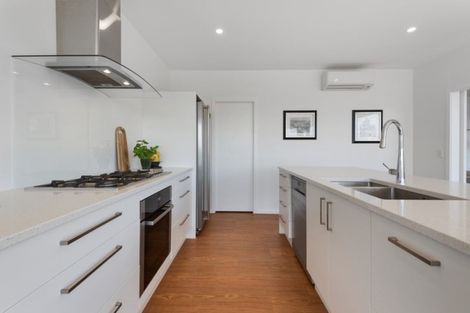 Photo of property in 99 Downing Street, Crofton Downs, Wellington, 6035