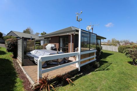 Photo of property in 79 Harvey Street, Waipahihi, Taupo, 3330