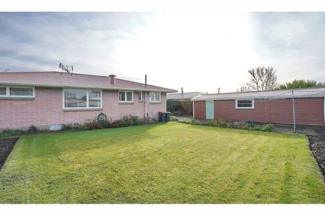 Photo of property in 3 Ron Place, Bishopdale, Christchurch, 8051