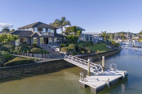 Photo of property in 19 Aquila Drive, Whitianga, 3510