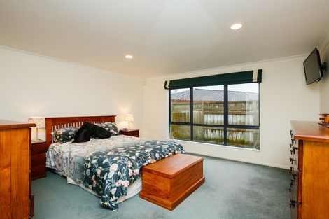 Photo of property in 5 Virginia Grove, Milson, Palmerston North, 4414