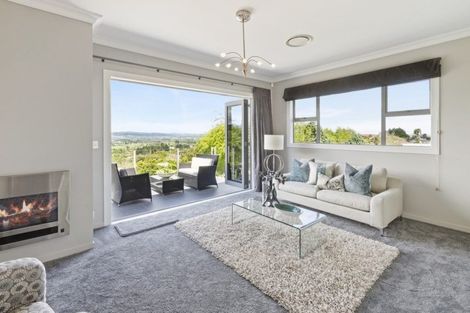 Photo of property in 27 Aldon Lane, The Gardens, Auckland, 2105