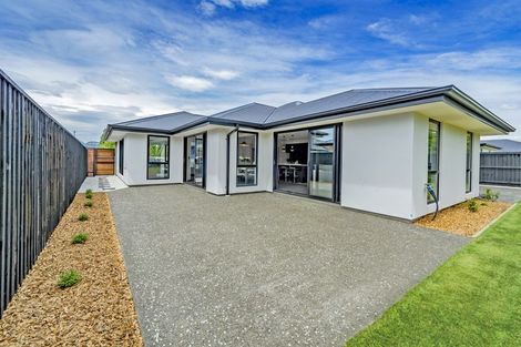 Photo of property in 15 Whitburn Avenue, Halswell, Christchurch, 8025