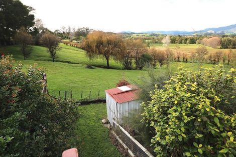 Photo of property in 28 Fairburn Road, Kaitaia, 0482