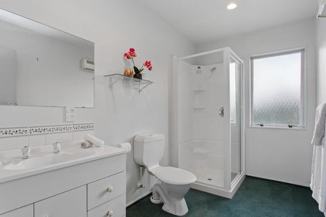 Photo of property in 1 South Crescent, Amberley, 7481