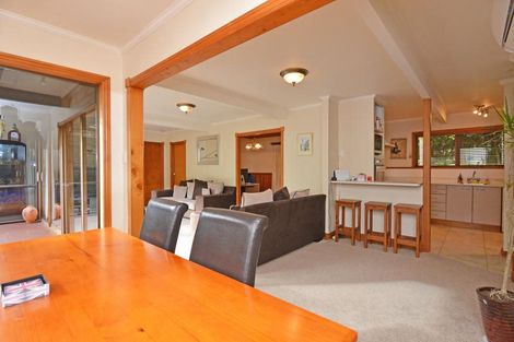Photo of property in 248 Shaw Road, Titirangi, Auckland, 0604