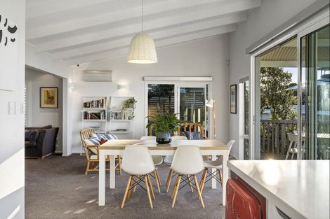 Photo of property in 5b Pacific View Road, Papamoa Beach, Papamoa, 3118