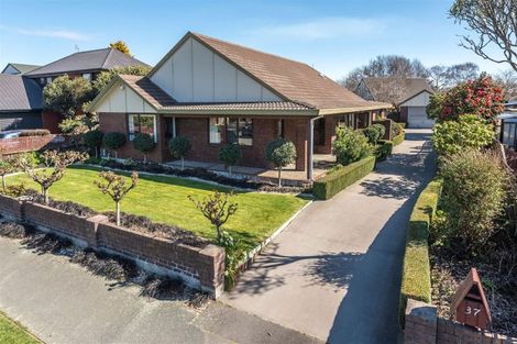 Photo of property in 37 Corfe Street, Ilam, Christchurch, 8041