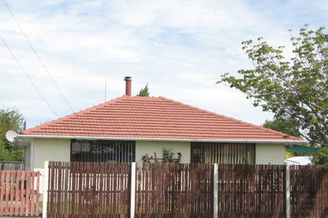 Photo of property in 84 Daniels Road, Redwood, Christchurch, 8051