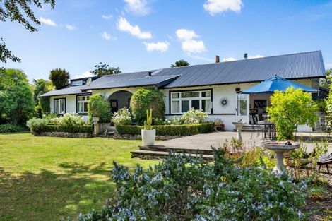Photo of property in 16 Reynolds Road, Havelock North, 4130
