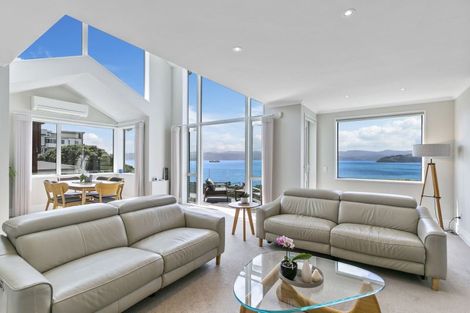 Photo of property in 5 Curnow Way, Kaiwharawhara, Wellington, 6035