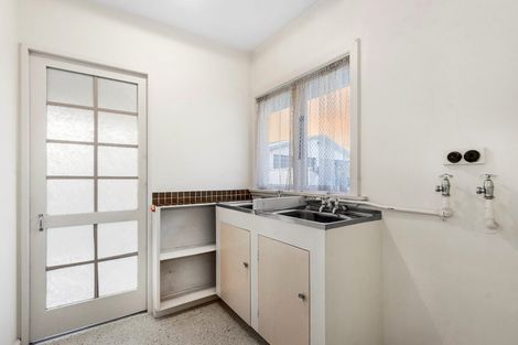 Photo of property in 10 Mappleton Avenue, Burnside, Christchurch, 8053