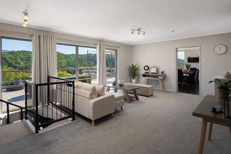 Photo of property in 25 Suffolk Street, Picton, 7220