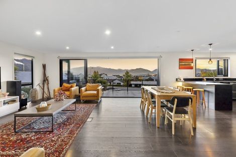 Photo of property in 30 Niger Street, Wanaka, 9305