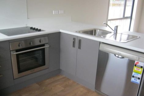 Photo of property in 35 Earlsworth Road, Mangere East, Auckland, 2024