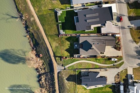 Photo of property in 28 De Bettencor Place, Mount Pisa, Cromwell, 9383