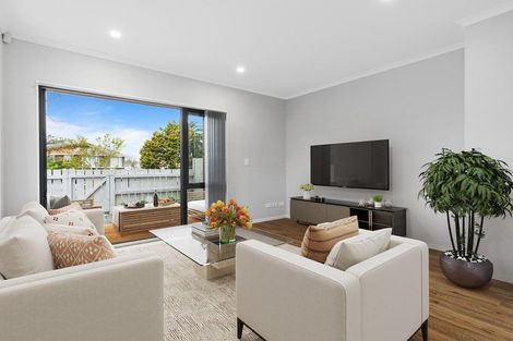 Photo of property in 4/66 Swanson Road, Henderson, Auckland, 0610