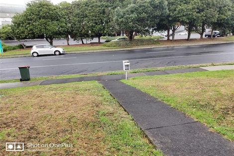 Photo of property in 2/3 Sutton Crescent, Papatoetoe, Auckland, 2025