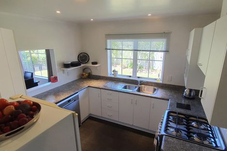 Photo of property in 155 Summerhill Drive, Fitzherbert, Palmerston North, 4410