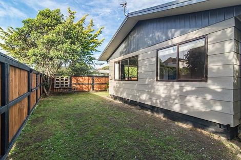 Photo of property in 6 Jane Street, Waikanae Beach, Waikanae, 5036