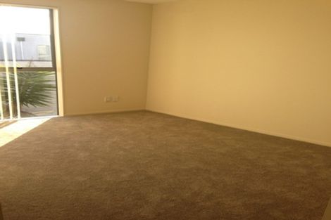 Photo of property in 16 Zabeel Crescent, Takanini, 2112