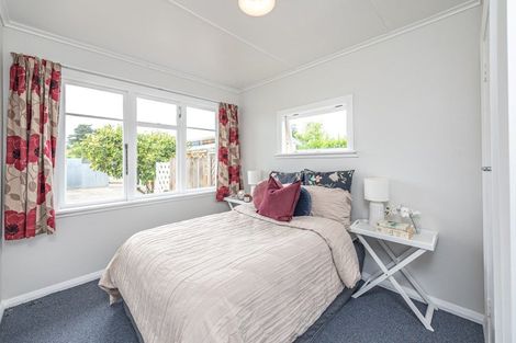 Photo of property in 54 Polson Street, Castlecliff, Whanganui, 4501