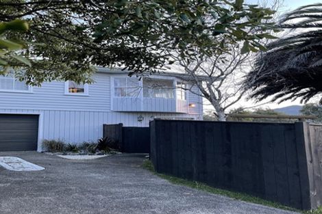 Photo of property in 48 Collier Avenue, Karori, Wellington, 6012